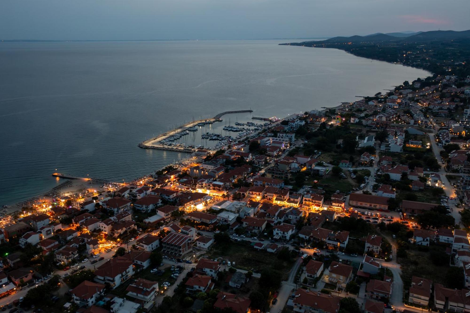 Melian Suites Nikiti  Exterior photo